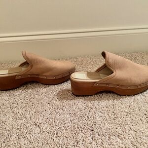Dolce Vita clogs sz 8
